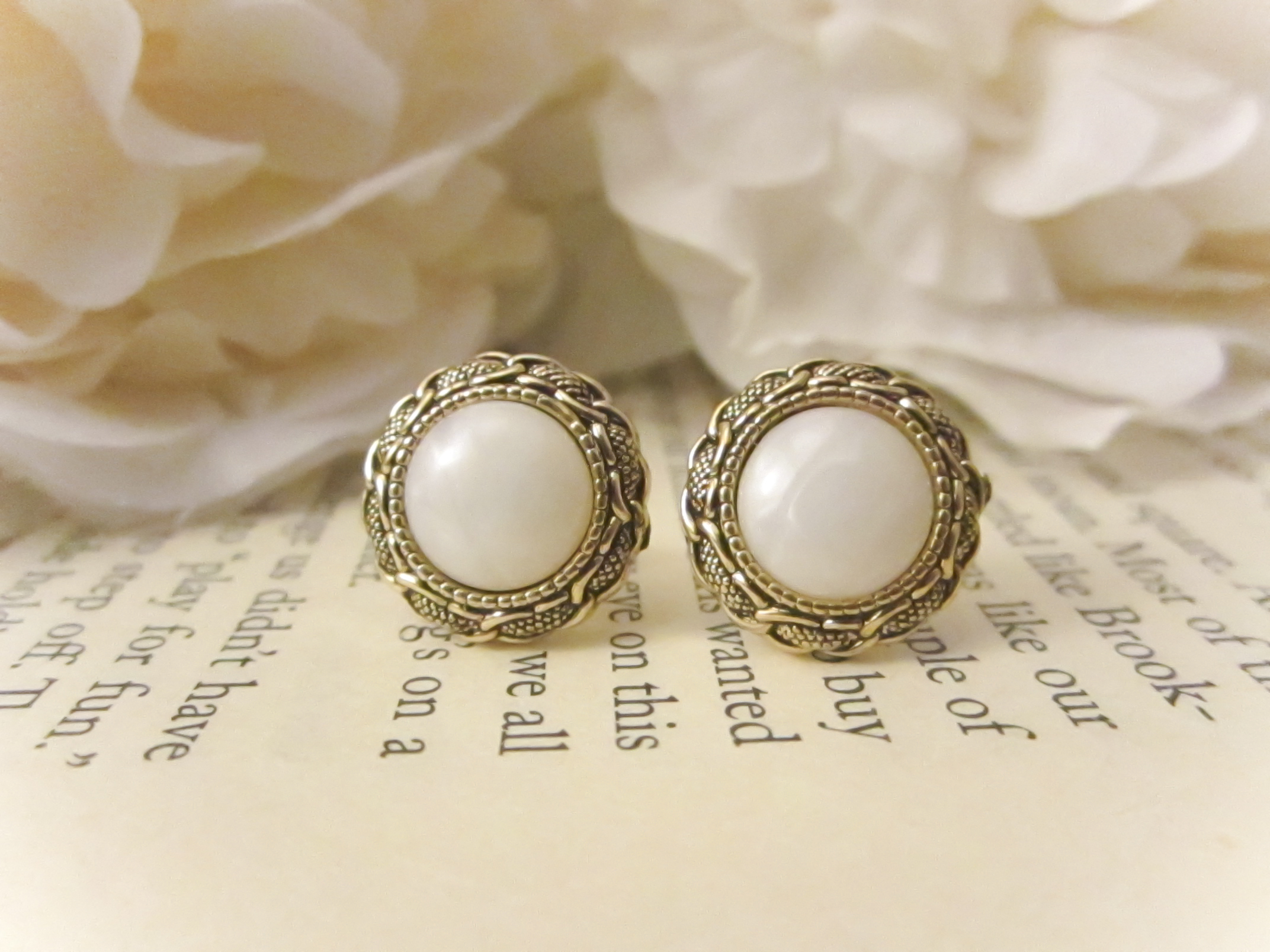 Vintage Pearl Earings 12